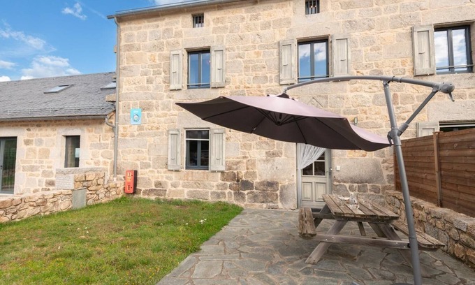 Albaret-le-Comtal Casa | LZG041B - Gîtes de France 3 épis 4/6 pers à Albare