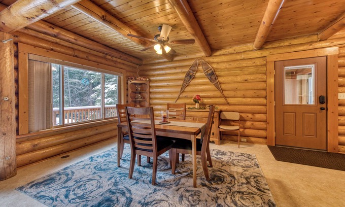 Darby Cabina | 4+Acre Cabin-Ski-Fish-Hike