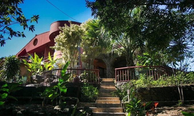 Santa Eulalia Complejo | Centro de retiro de 4 acres, 30 personas, piscina, con personal, comedor al aire libre, talleres