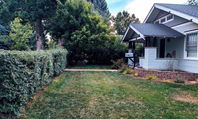 Loveland Casa | 4-bd house,Downtown, Hottub, Modern with Historic charm, Game Theatre Room