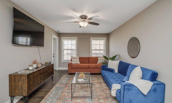 Bowling Green Apartamento | 4 BD Normalview: Comfort & Charm