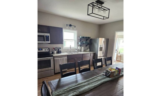 Mariah Hill Casa | 4 Bdrm/3 Bath Farmhouse ready for family memories