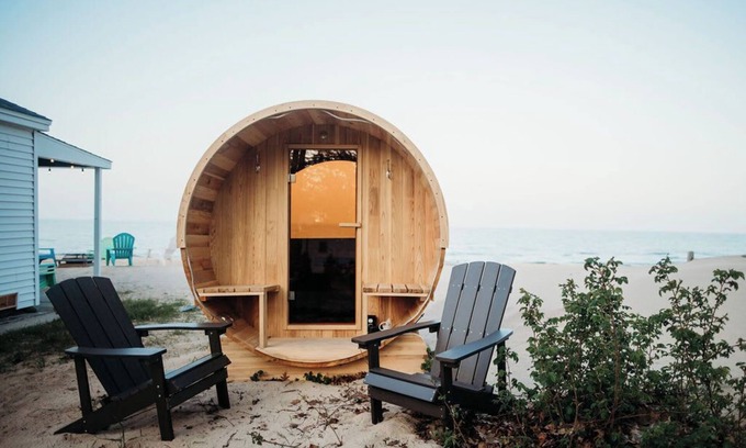 Greenbush Cabina | 4 Beachfront Cottages - New Bathrooms/Roofs!