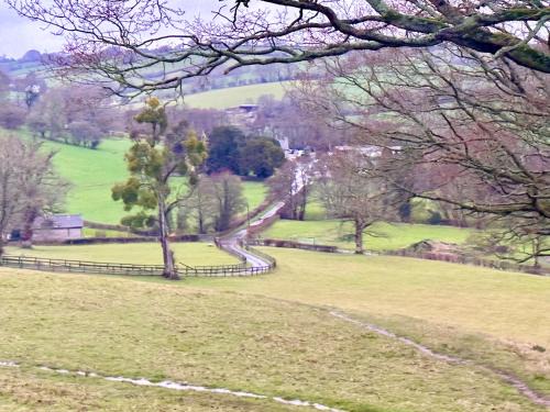 Usk Casa | 4 beautiful stone built barns sleeping 17 people