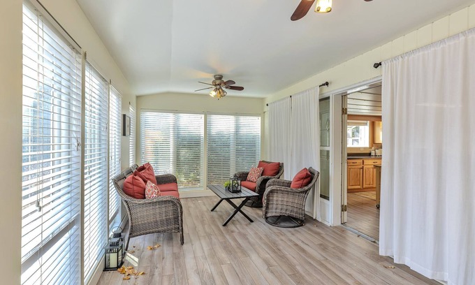 Canyon Rim Apartamento | 4 Bed, 1.5 Bath East SLC Apt - Blazing Google Fiber