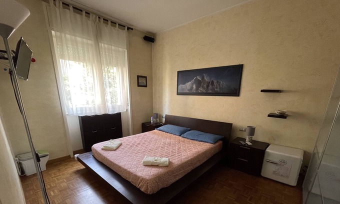 Milan Apartamento | 4 bed Apartment in Milano 7 min Duomo up to 6 Peop