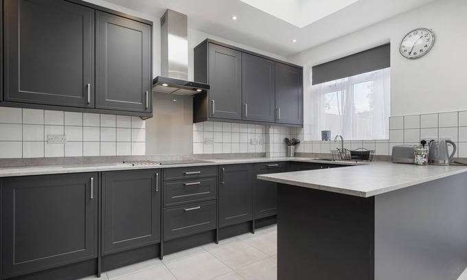 Enfield Casa | 4-Bed House Ideal for Families and Corporate Stays