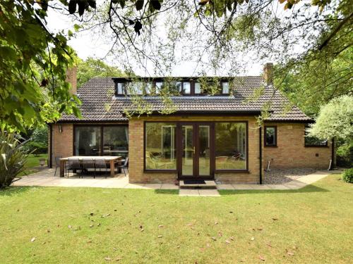 Cromer Casa | 4 Bed in Cromer KT116