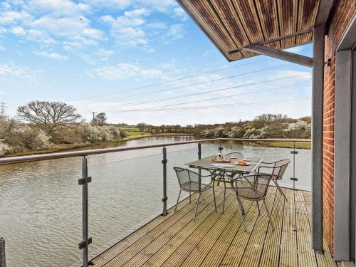 Whippingham Casa | 4 Bed in East Cowes 94556
