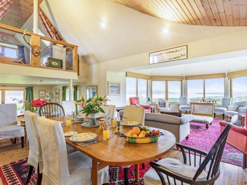 Grantown-on-Spey Casa | 4 Bed in Grantown-on-Spey CA383