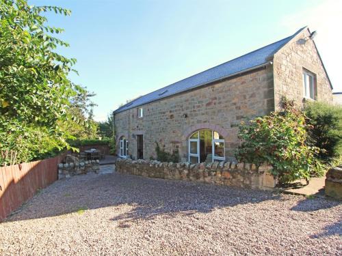 Warenford Casa | 4 Bed in Nr Bamburgh CN201