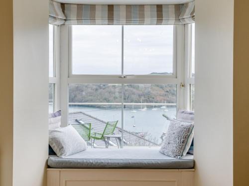 Polruan Casa | 4 Bed in Polruan PC044