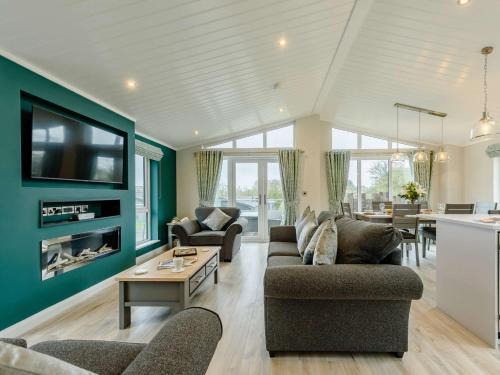 Penally Casa | 4 Bed in Tenby 89852
