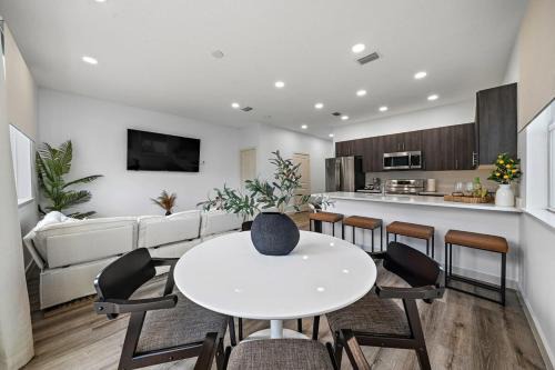 Riviera Beach Casa | 4-bed Wpb Home Near 95, Airport, Dt & Beaches