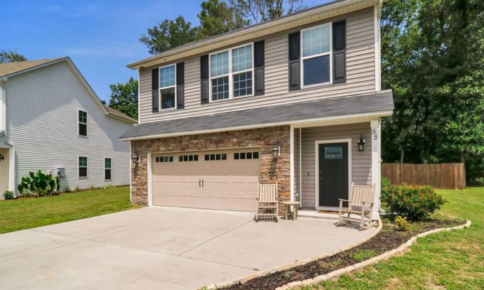 Burton Apartamento | 4-bedroom 2.5 bath cozy house in charming Beaufort 15 min from MCRD PI/Donwtown