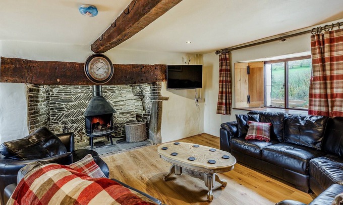 Llandrindod Wells Cabaña | 4 bedroom accommodation in Llandrindod Wells