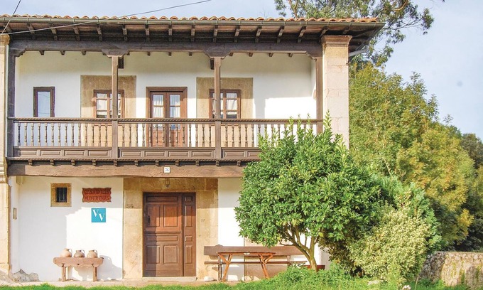 Bricia Casa | Alojamiento de 4 habitaciones en Posada de Llanes