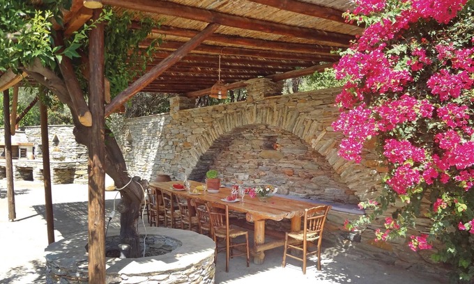 Steniai Casa | Alojamiento de 4 habitaciones en Stenies Andros