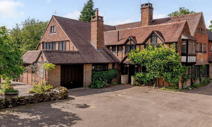 Crawley Down Cabaña | 4 bedroom accommodation in Felbridge