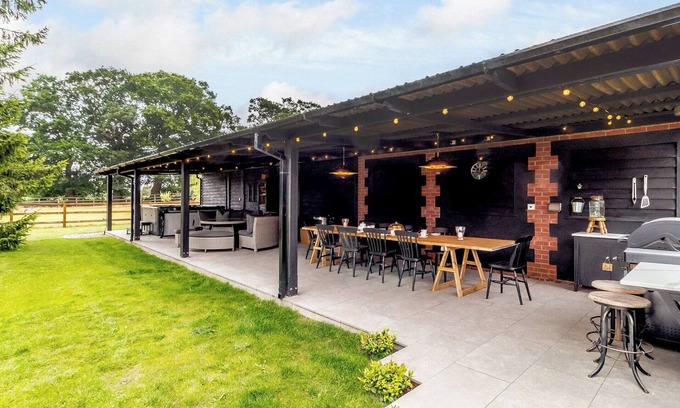 Thetford Cabaña | Alojamiento de 4 habitaciones en Barnham