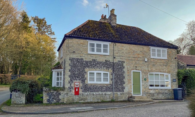 Brandon Cabaña | 4 bedroom accommodation in Santon Downham, near Brandon