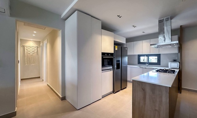 El Cortecito Apartamento | 4 Bedroom Beach Penthouse w Private Rooftop
