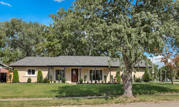 Kettering Casa | 4 Bedroom beautiful Kettering home