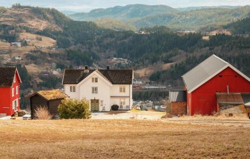 Lokken Casa | 4 Bedroom Cozy Home In Svorkmo