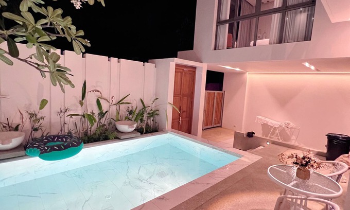 Bang Tao Casa | 4-bedroom house in cool Tambon Choeng Thale with AC, WiFi