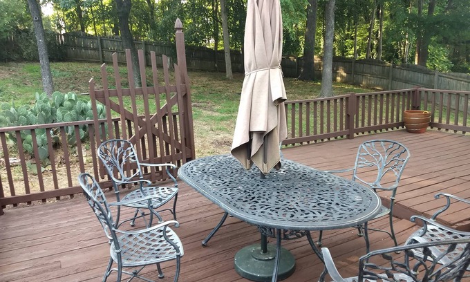 Matthews Casa | 4-bedroom house in marvelous Matthews, 15 Minutes from Uptown Charlotte
