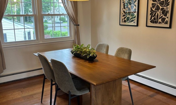 Asbury Park Casa | 4-bedroom house in Asbury Park with AC, WiFi, Separate Studio area