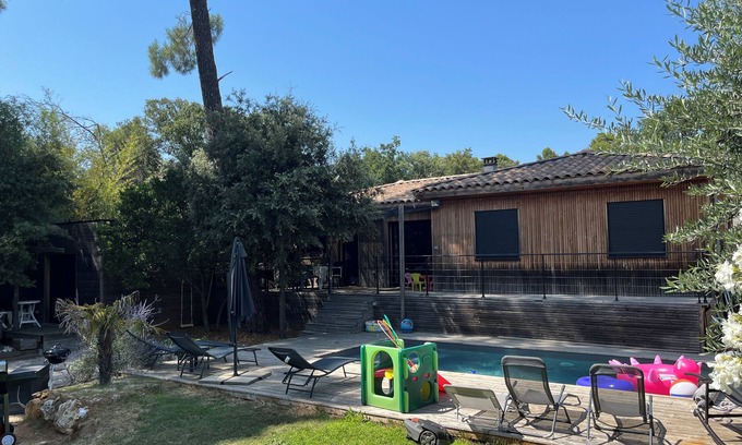 Aigaliers Casa | 4-bedroom house with pool near Uzès ideal for family vacations