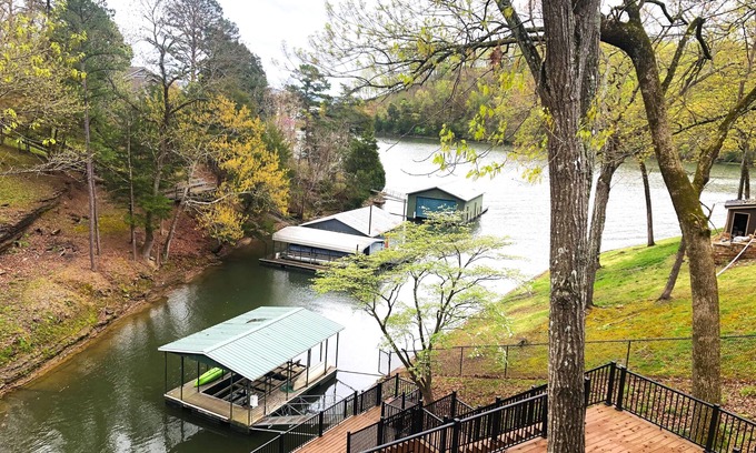 Counce Casa | 4 bedroom lake house at Pickwick