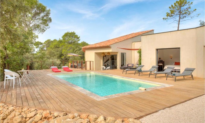 Sillans-la Cascade Casa | 4 Bedroom Lovely Home In Sillans La Cascade