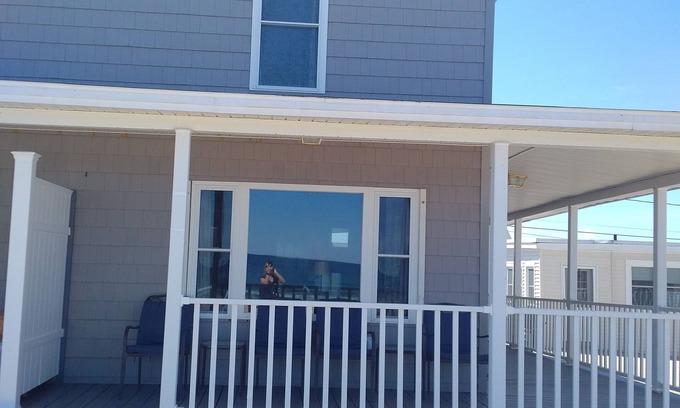 Salisbury Casa | 5 dormitorios frente al mar Cottage en la hermosa North Salisbury Beach!