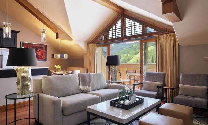 Vail Condominio | 4-Bedroom Private Condo within a 5 Star Hotel, Ski-in/Ski-out base camp - Vail Village Location