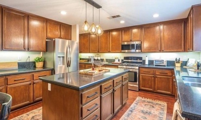 Santa Clarita Apartamento | 4 Bedroom Single_family 447551 by Houzlet