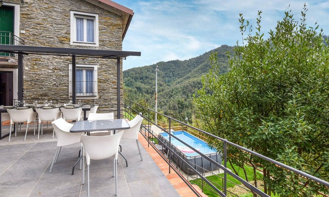 Tribogna Casa | Impresionante casa de 4 dormitorios en.
