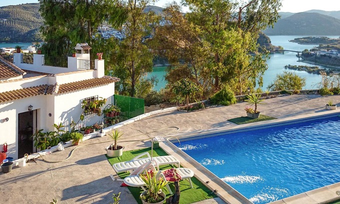 Iznajar Casa | Impresionante casa de 4 dormitorios en.