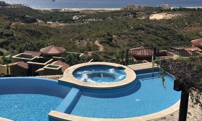 Centro Villa | 4-Bedroom Villa -Gated Montecristo Estates - Luxury Unit WiFi, private pool, AC
