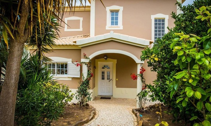 Chinicato Villa | Villa de 4 dormitorios con piscina privada