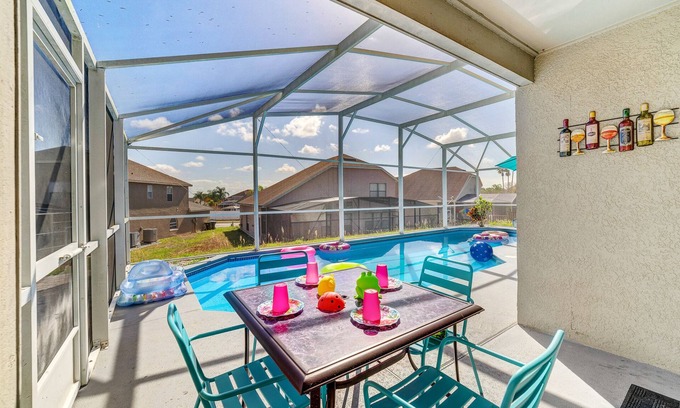 Lake Davenport Estates Casa | Villa de 4 dormitorios con vista a los fuegos artificiales de Disney SANITIZED