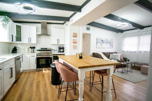 Sun Bay South Casa | 4 Bedrooms Chic House In South Tampa 5 Min From Bay