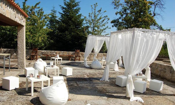 Guarda Casa | 4 bedrooms house with shared pool garden and wifi at Vila Fernando