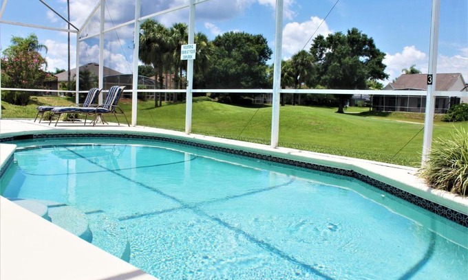 Esprit Villa | 4 bedrooms pool home on golf course Fairways Estates