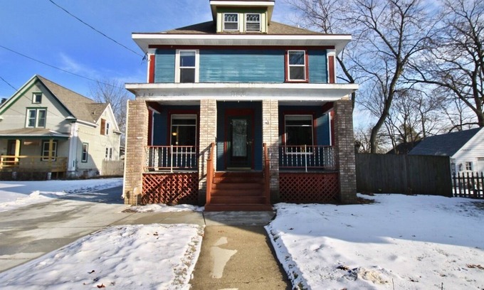 Beloit Casa | 4 BR Home Near Beloit College/Downtown/Interstate