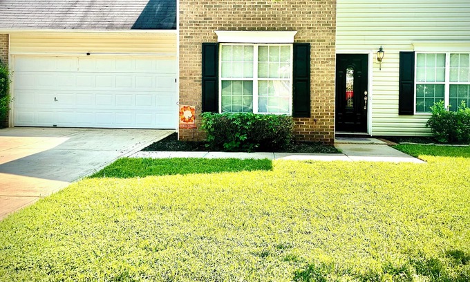 Monroe Casa | 4 BR West Monroe Near Bypass and Charlotte, Pet Friendly