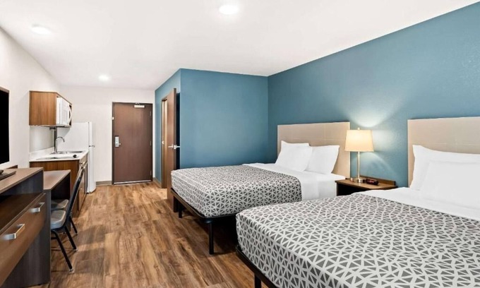 Dupont Hotel | 4 Budget-Friendly Denver Units Near Dick’s Stadium | Pets are Allowed