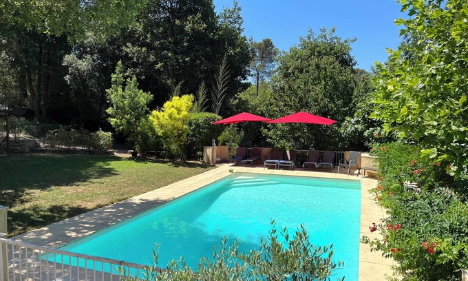 Venelles Casa | 4 Chambres Grand Jardin et Piscine Proche Aix en Provence
