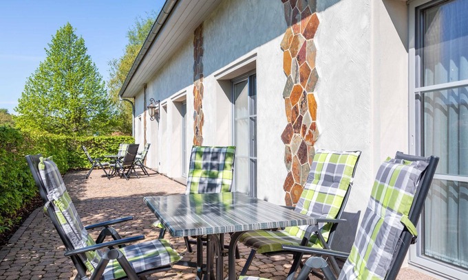 Pepelow Apartamento | (4) Günter, 2-room apartment, terrace, ground floor - Ostseeferienhaus Drachenflieger Pepelow